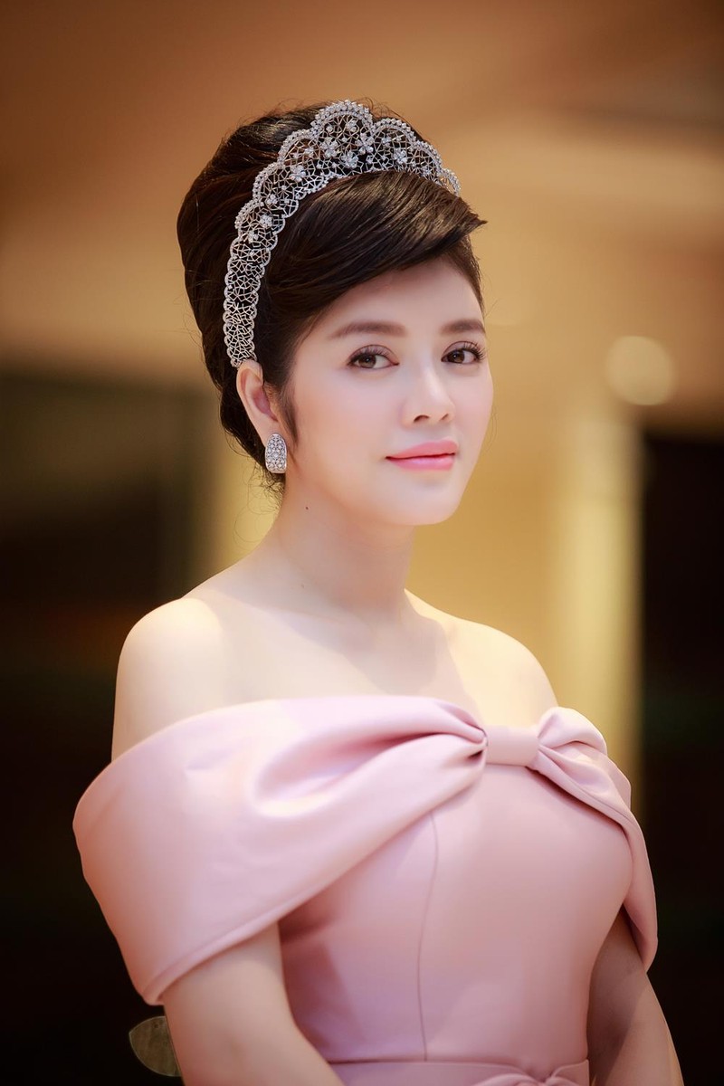 Ly Nha Ky lam giam khao Miss Grand International, Huyen My loi the?-Hinh-8